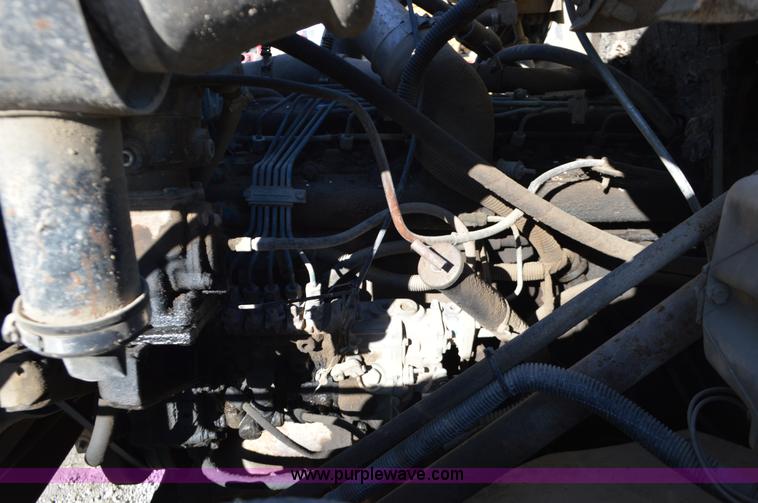 image for item L4501 1989 International F2554 dump truck