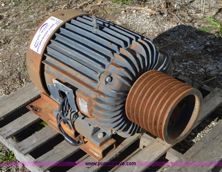 Electric motor in Higginsville, MO Item L4505 sold Purple Wave