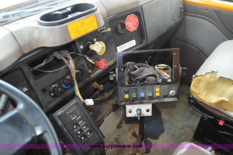 image for item L4536 2002 International F2554 dump truck