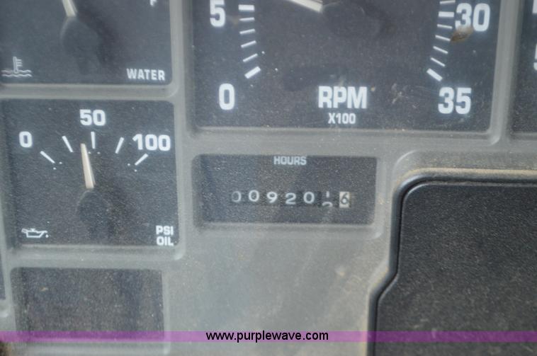 image for item L4536 2002 International F2554 dump truck