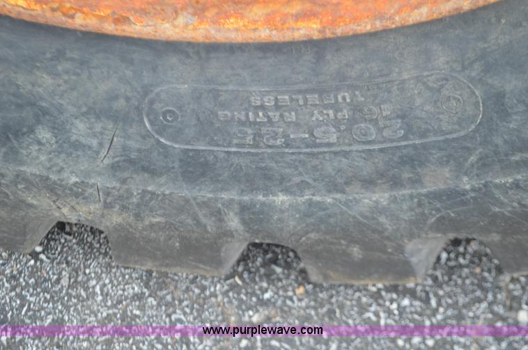 image for item L4538 2002 Volvo L90D wheel loader