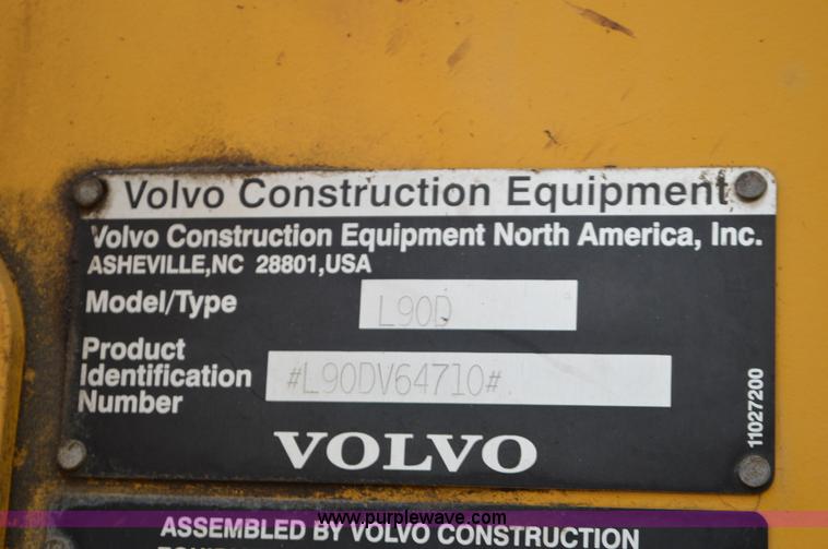 image for item L4538 2002 Volvo L90D wheel loader