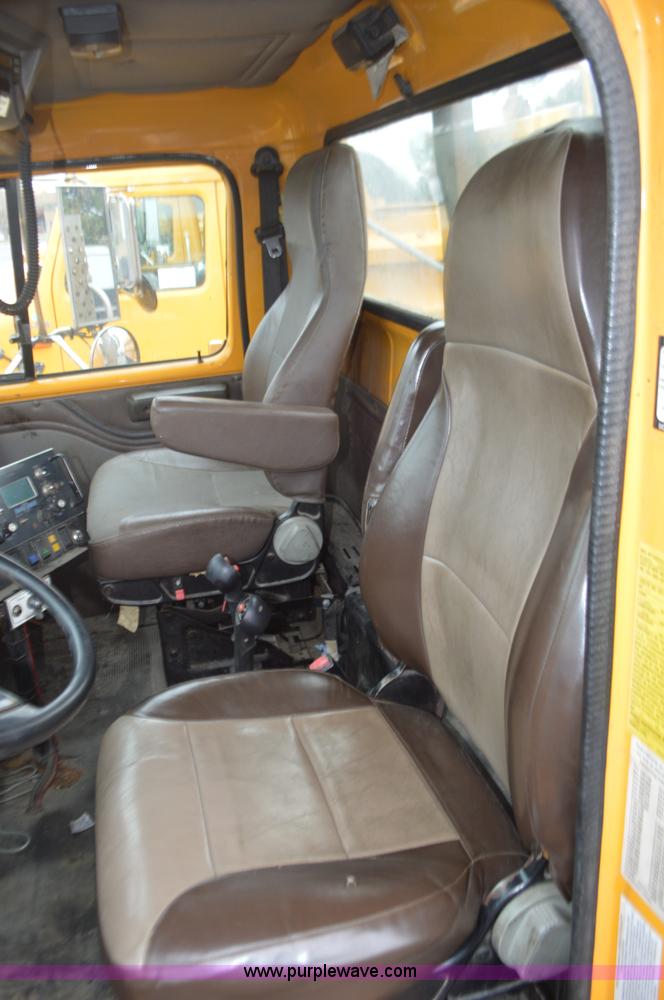 image for item L4539 2002 International F2554 cab and chassis