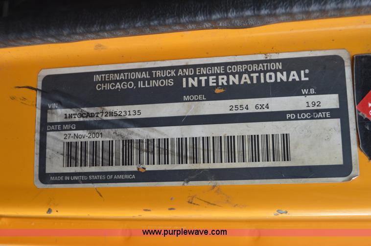 image for item L4539 2002 International F2554 cab and chassis