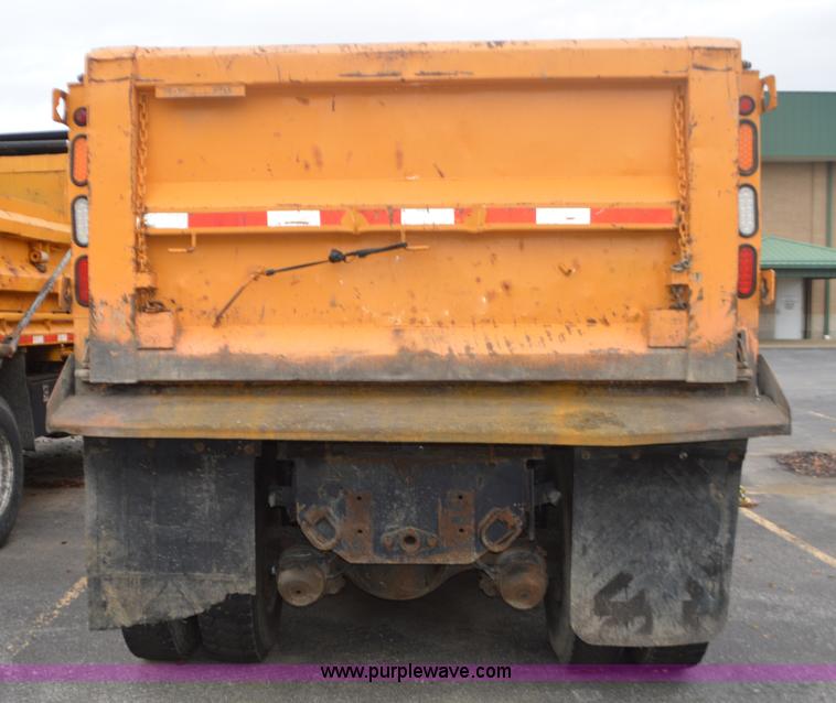 image for item L4541 2002 International F2554 dump truck