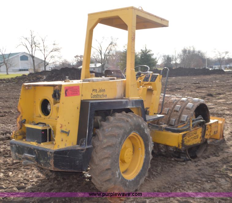 image for item L4581 Bomag BW172PDB single drum vibratory compactor