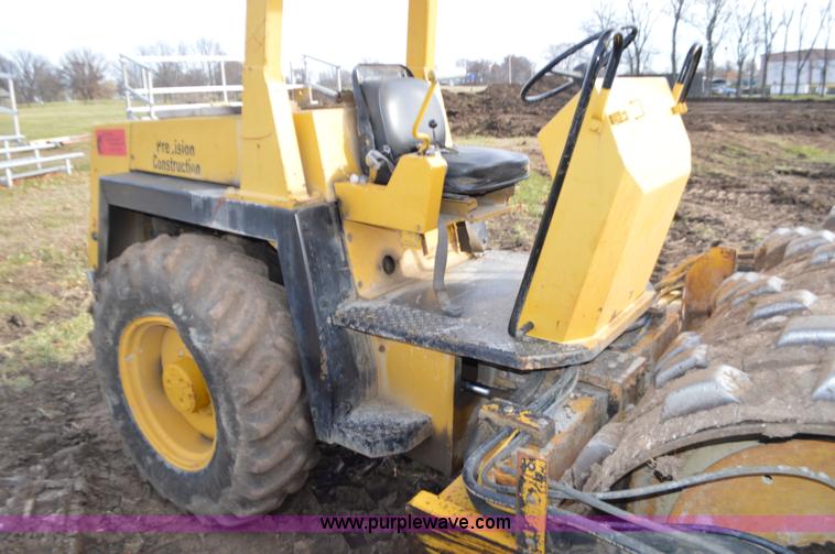image for item L4581 Bomag BW172PDB single drum vibratory compactor