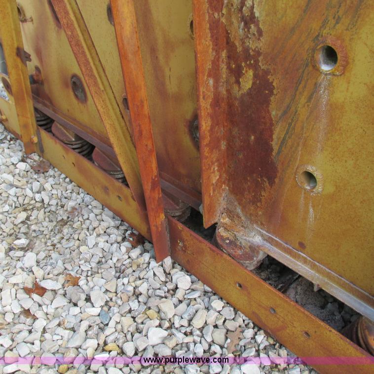 image for item L5340 Dykster three deck screen