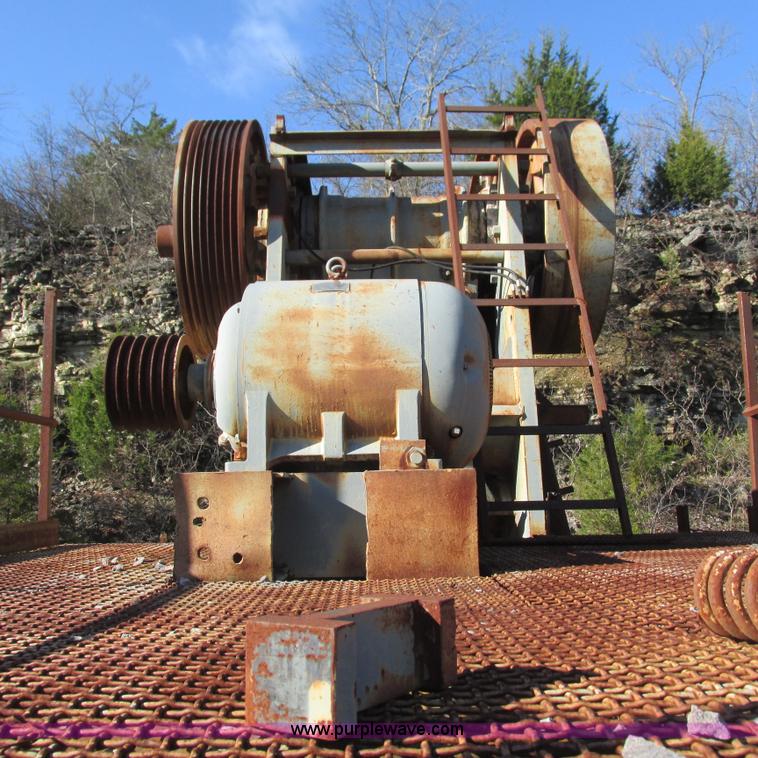 image for item L5343 Austin jaw crusher