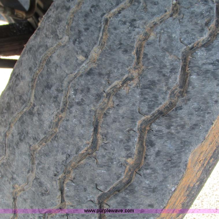 image for item L5344 1978 Ford 9000 water truck