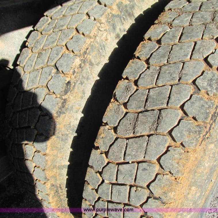 image for item L5344 1978 Ford 9000 water truck