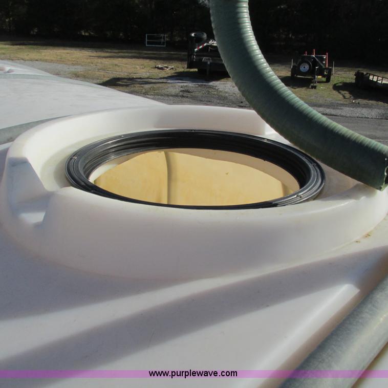 image for item L5344 1978 Ford 9000 water truck