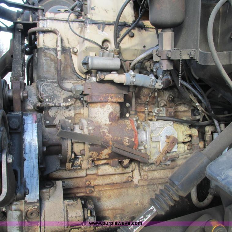 image for item L5344 1978 Ford 9000 water truck