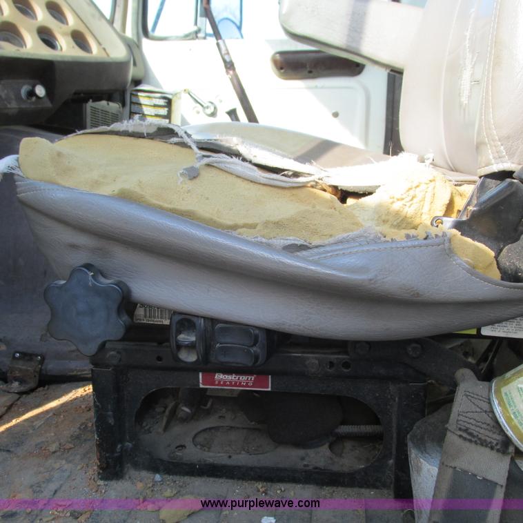 image for item L5344 1978 Ford 9000 water truck