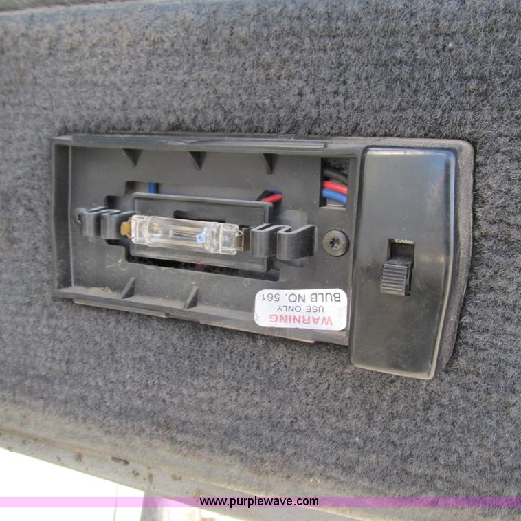 image for item L5345 1993 Mack CH613 semi truck