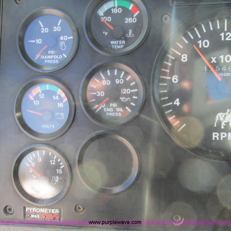 image for item L5345 1993 Mack CH613 semi truck