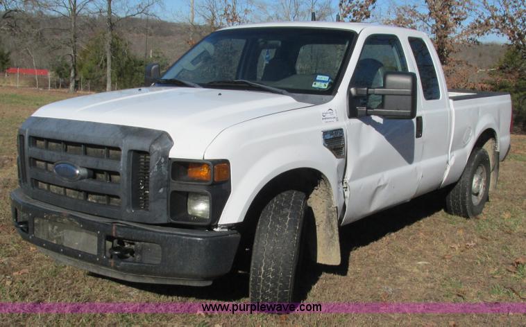 image for item L5347 2008 Ford F250 Super Duty XL SuperCab pickup truck