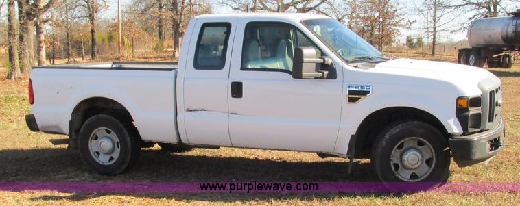image for item L5347 2008 Ford F250 Super Duty XL SuperCab pickup truck