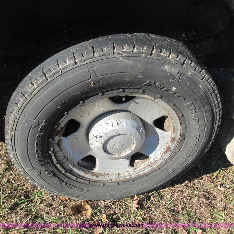 image for item L5347 2008 Ford F250 Super Duty XL SuperCab pickup truck