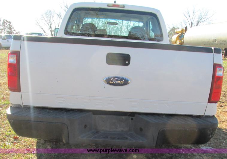image for item L5347 2008 Ford F250 Super Duty XL SuperCab pickup truck