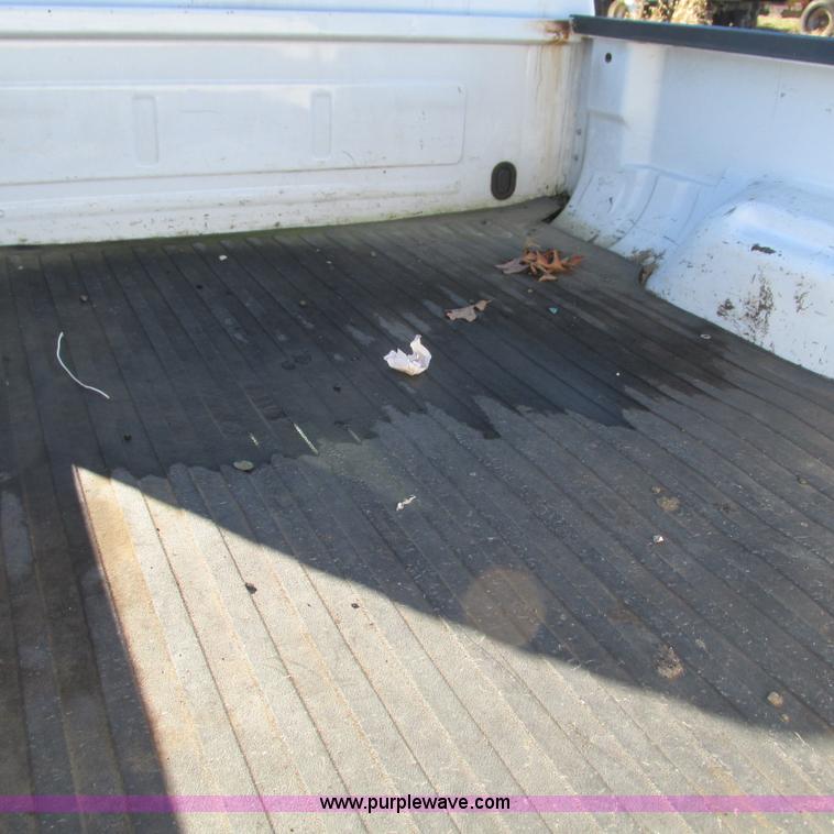 image for item L5347 2008 Ford F250 Super Duty XL SuperCab pickup truck