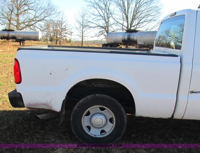 image for item L5347 2008 Ford F250 Super Duty XL SuperCab pickup truck