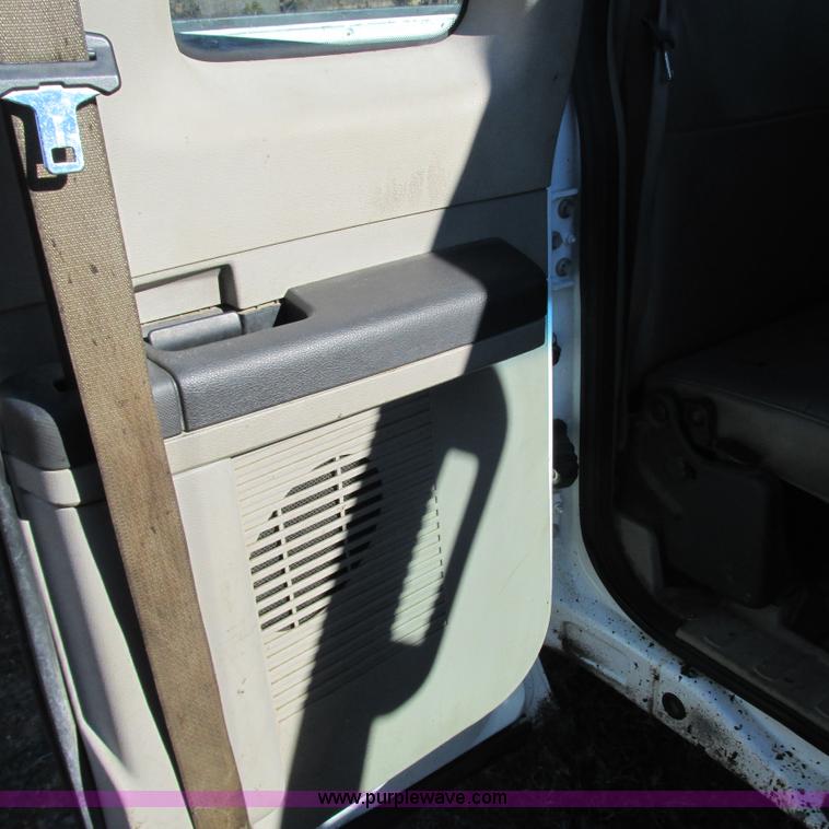 image for item L5347 2008 Ford F250 Super Duty XL SuperCab pickup truck