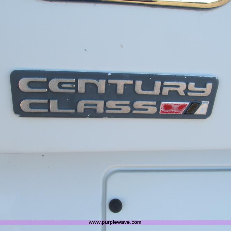 image for item L5348 2000 Freightliner Century Classic semi truck