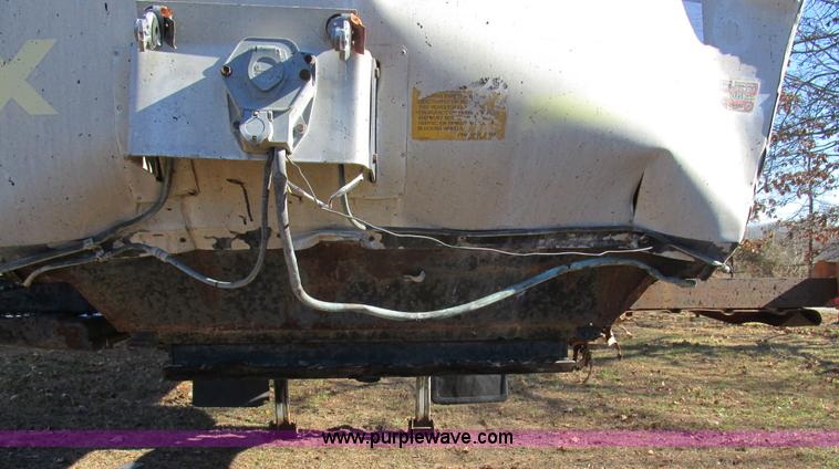 image for item L5350 1981 Fruehauf TEH-F2-R7000 tank trailer