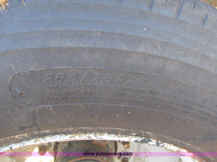 image for item L5350 1981 Fruehauf TEH-F2-R7000 tank trailer