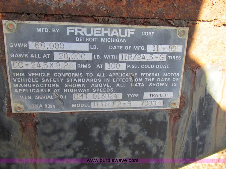 image for item L5351 1981 Fruehauf tank trailer