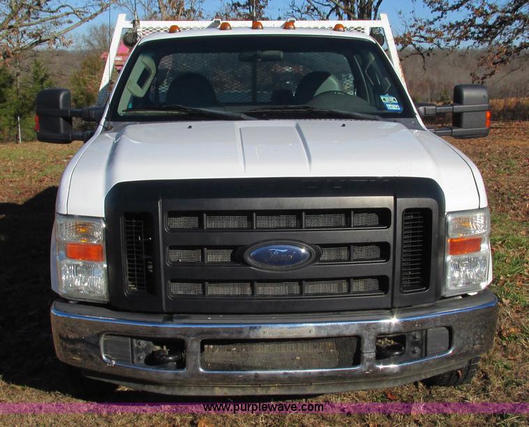 image for item L5352 2008 Ford F350 Super Duty XL utility truck