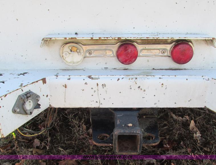 image for item L5352 2008 Ford F350 Super Duty XL utility truck