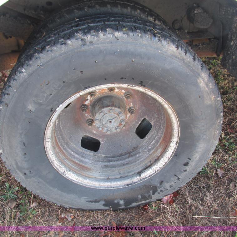 image for item L5352 2008 Ford F350 Super Duty XL utility truck