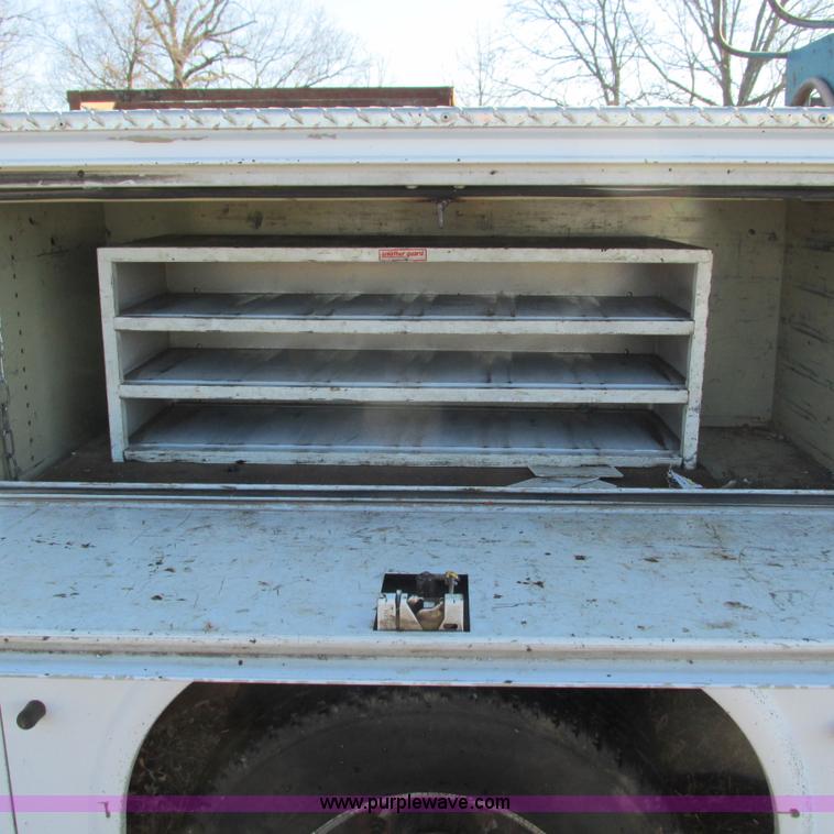 image for item L5352 2008 Ford F350 Super Duty XL utility truck