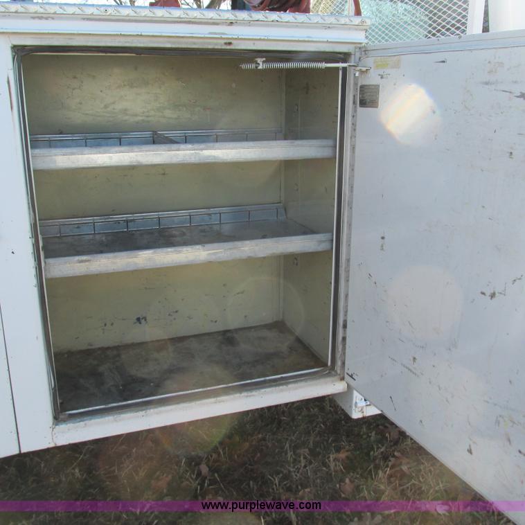 image for item L5352 2008 Ford F350 Super Duty XL utility truck