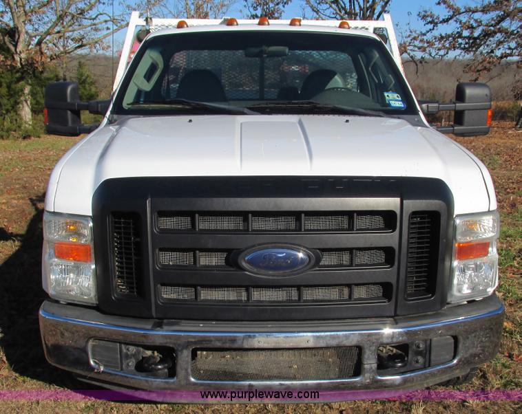 image for item L5352 2008 Ford F350 Super Duty XL utility truck