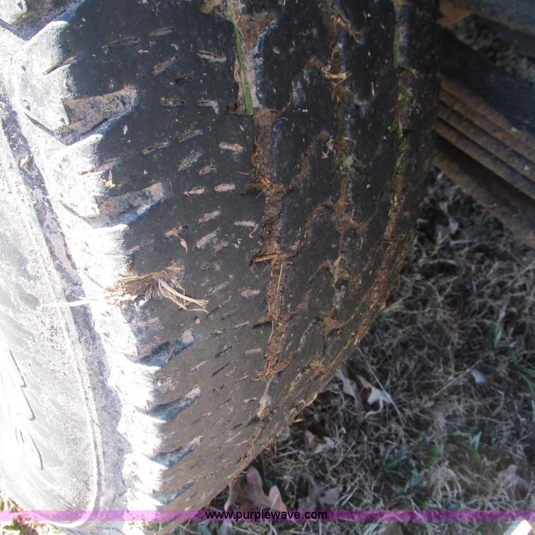 image for item L5353 2006 Ford F250 Super Duty XL SuperCab pickup truck