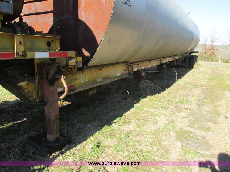 image for item L5355 1980 CEI 25H0H-TMS oil heater tank