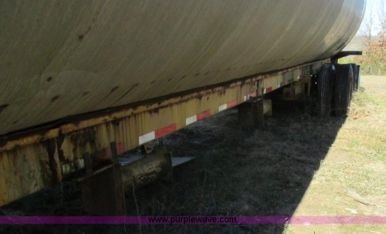 image for item L5355 1980 CEI 25H0H-TMS oil heater tank