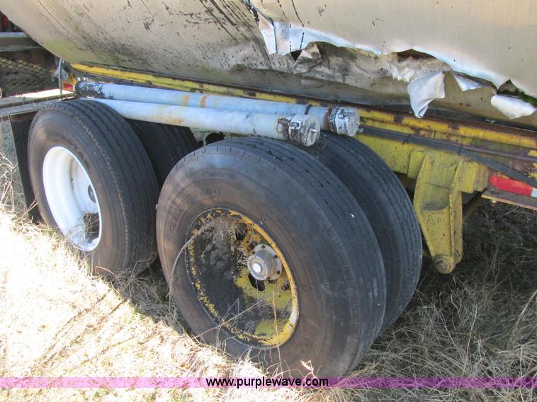 image for item L5355 1980 CEI 25H0H-TMS oil heater tank