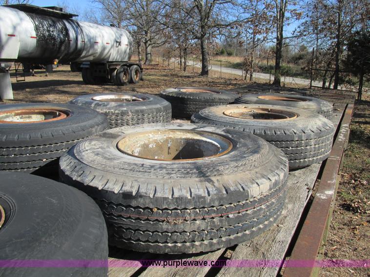 image for item L5356 1974 Luttig drop deck trailer