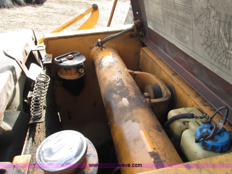 image for item L5372 1994 Case 580 Super K backhoe