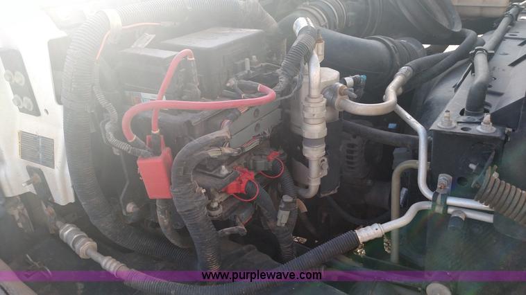 image for item L6056 2004 Chevrolet C4500 flatbed truck