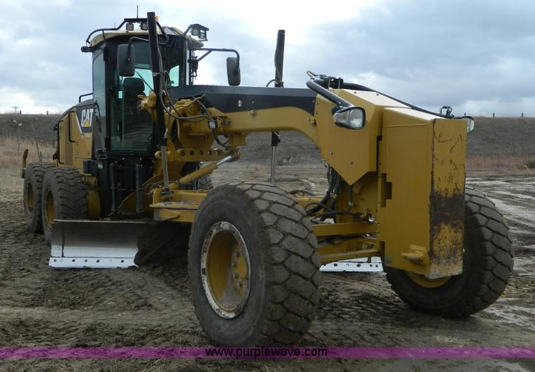 image for item L7286 2010 Caterpillar 160M motor grader