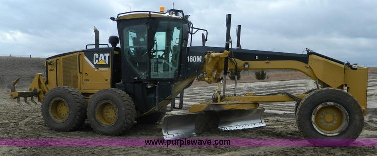 image for item L7286 2010 Caterpillar 160M motor grader