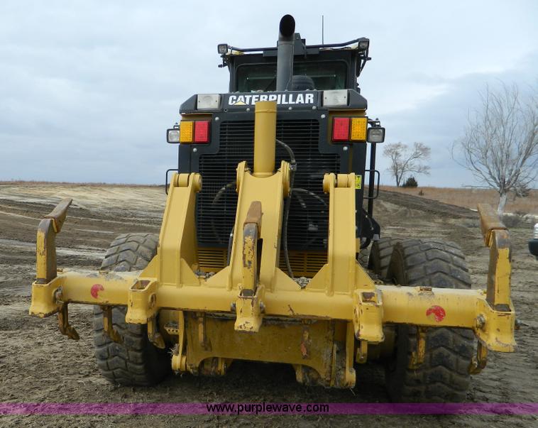 image for item L7286 2010 Caterpillar 160M motor grader