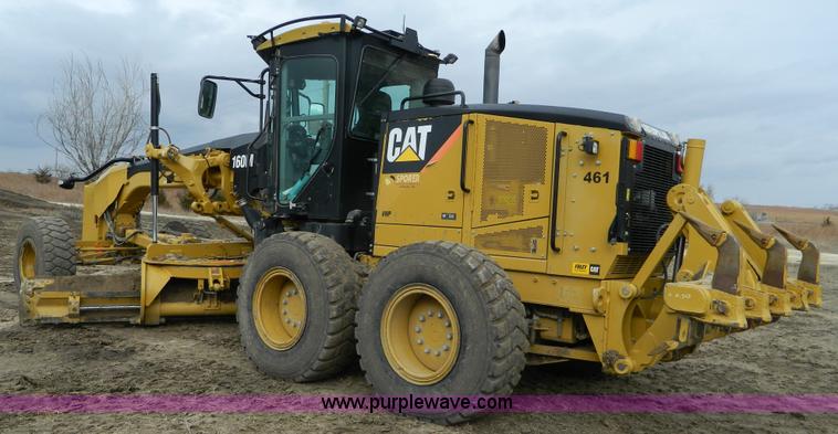 image for item L7286 2010 Caterpillar 160M motor grader