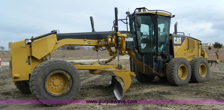 image for item L7286 2010 Caterpillar 160M motor grader