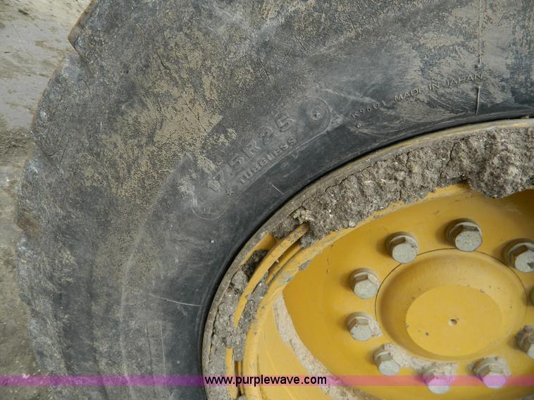 image for item L7286 2010 Caterpillar 160M motor grader